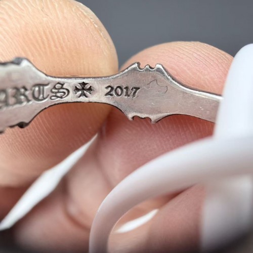 CHROME HEARTS饰品鉴定图片