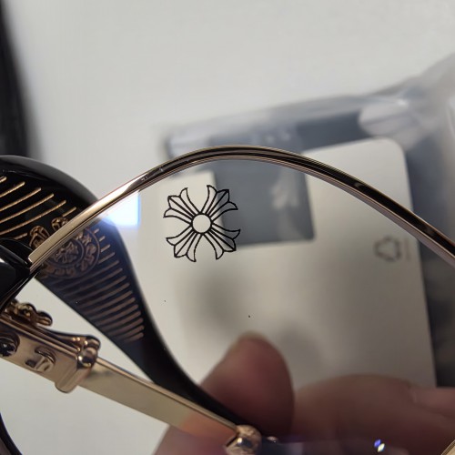 CHROME HEARTS眼镜鉴定图片