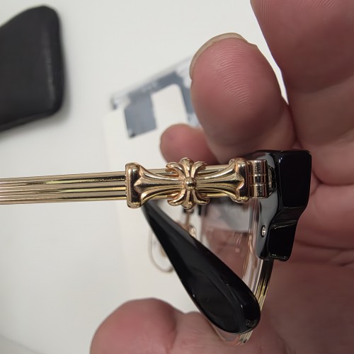 CHROME HEARTS眼镜鉴定图片